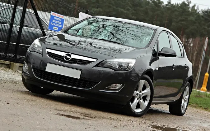 opel Opel Astra cena 23500 przebieg: 158000, rok produkcji 2012 z Gostynin